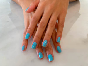 blue gel mani